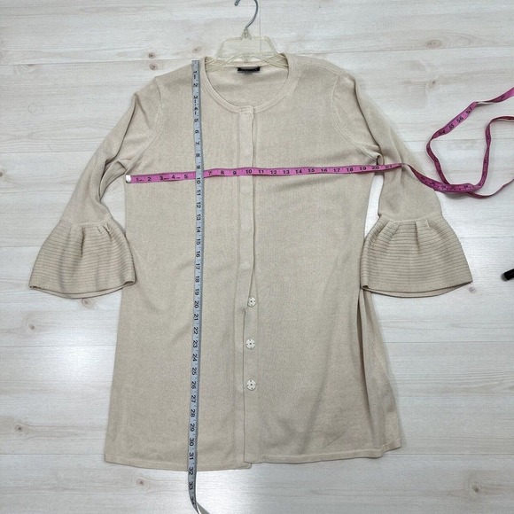 Carlisle Beige Silk Blend Snap Closure Long Cardigan Size Medium Flutter Sleeves - Picture 14 of 16